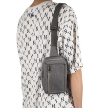 Mellkas táska, Crossbody átlós válltáska férfiaknak - Méret: 12 x 18 cm - SZÜRKE
